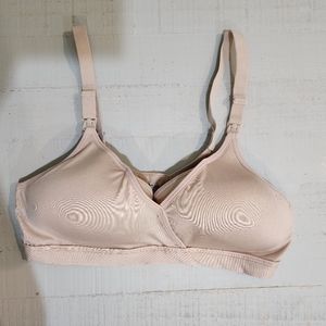 Playtex double lined nursing bra